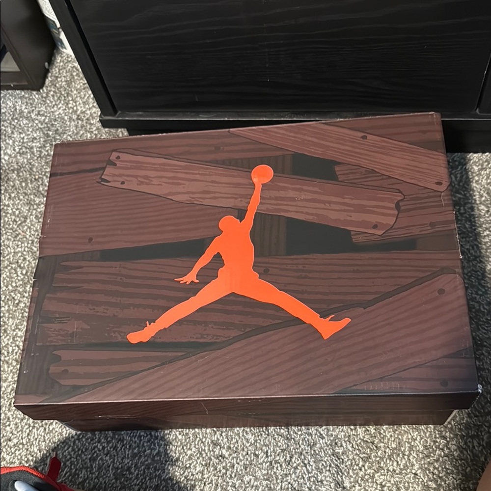 Air Jordan 5 Retro red and black - Picture 8 of 9